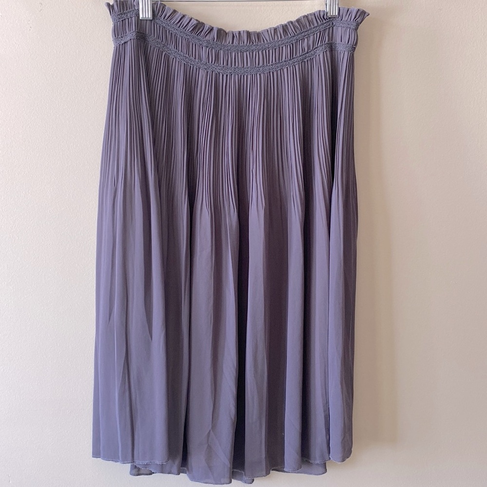 Vintage Pleated Knee High Skirt